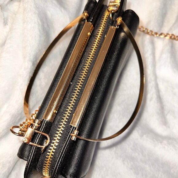 Guang Tong Purse, black w/gold-tone hardware NWOT - Picture 3 of 11